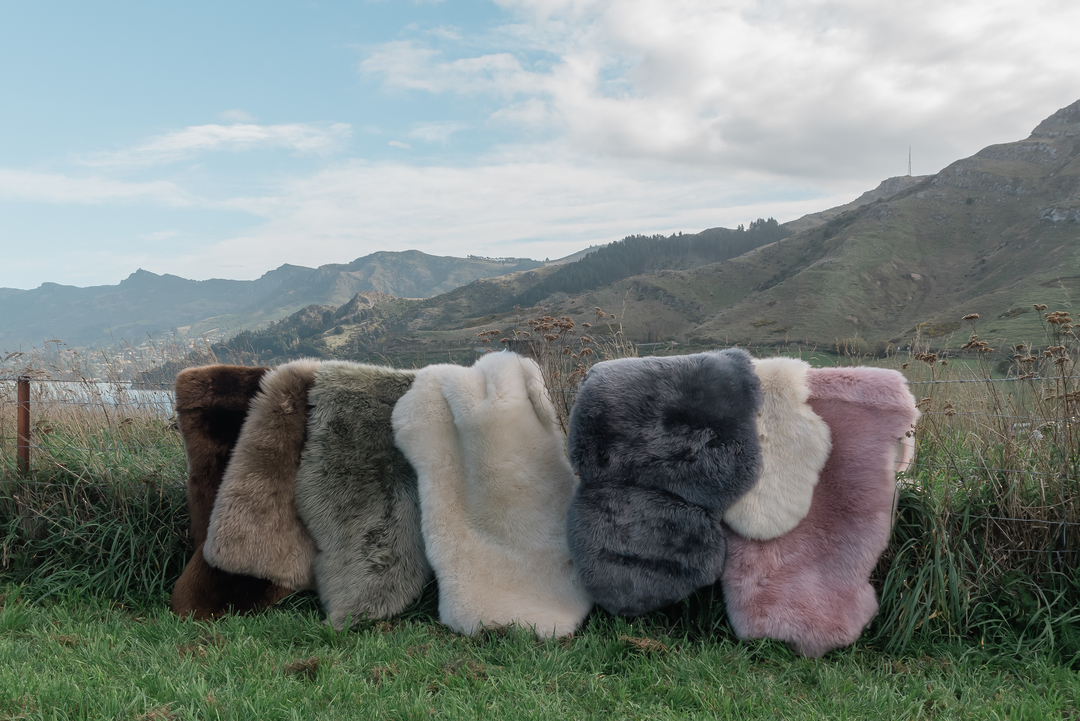 MM Linen - New Zealand Wool Sheepskin Rug - Linen image 2